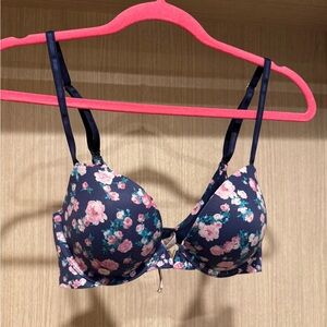 Victoria’s Secret Navy Floral Women's Bra